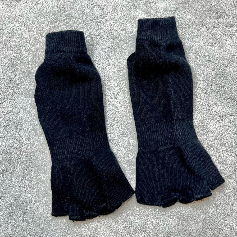 Black Toesox Open Toe Crew Grip Socks For Yoga Pilates Barre Size Large